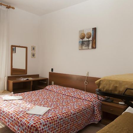 Hotel Taormina Лідо-ді-Єзоло Екстер'єр фото